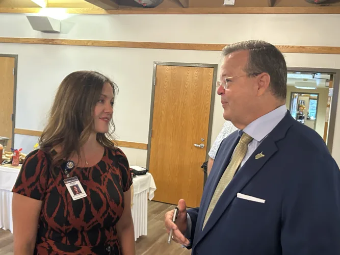 Warner Celebrates Marshall County Business Achievements